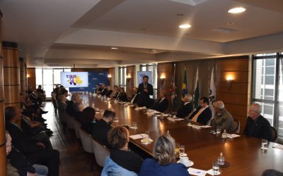 Missão do Paraguai discute oportunidades de negócios com o Paraná